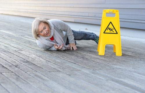Blog_Reason_Carpet_slip-fall-injuries